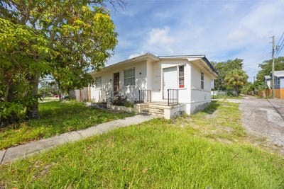 /international/us/1919-dr-martin-luther-king-jr-street-s-st-petersburg-fl-110101057254/