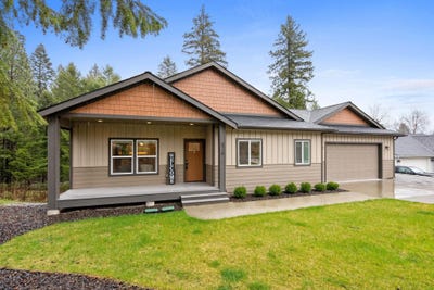 /international/us/826-thomas-ln-newport-wa-110107354856/