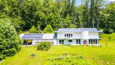 /international/us/350-creekside-lane-faber-va-110100596161/