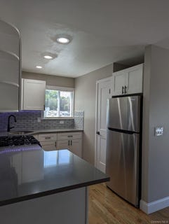/international/us/1737-n-gardiner-drive-bay-shore-ny-110108716739/