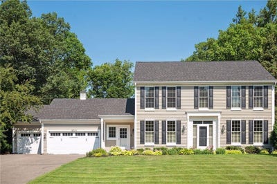 /international/us/16310-24th-avenue-n-plymouth-mn-110108451590/