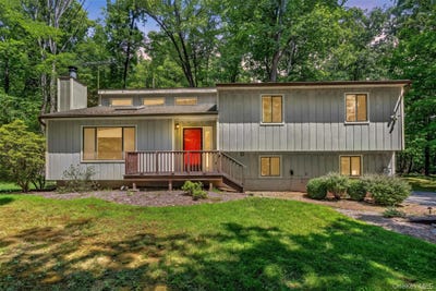 /international/us/98-wildwood-circle-bloomingburg-ny-110109873766/