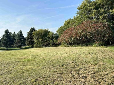 /international/us/793-795-fairway-drive-mosinee-wi-110102319963/