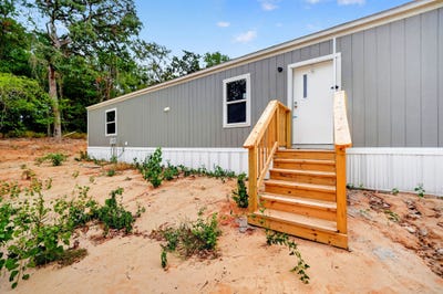 /international/us/222-w-acres-road-gun-barrel-city-tx-110120686196/