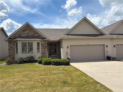 /international/us/939-park-place-niles-oh-110108955302/