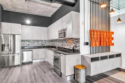 /international/us/2100-van-buren-street-hollywood-fl-110106452596/