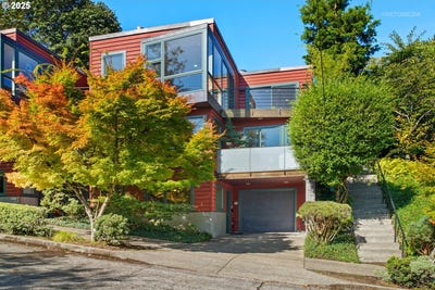 /international/us/3907-sw-view-point-ter-portland-or-110099370165/