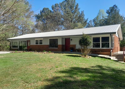 /international/us/364-cherokee-trail-copperhill-tn-110098784848/