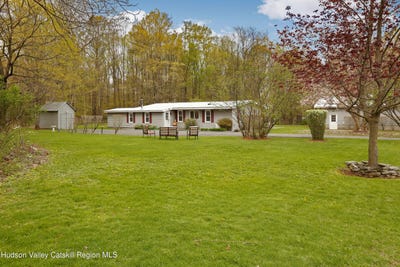 /international/us/650-granite-road-kerhonkson-ny-110107575862/