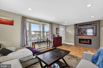 /international/us/315-summer-avenue-horsham-pa-110106550337/