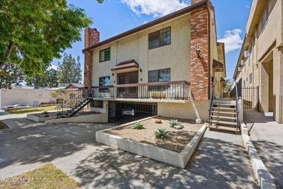 /international/us/431-e-verdugo-avenue-burbank-ca-110108983523/