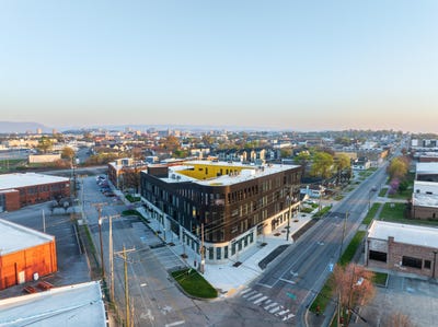 /international/us/1939-central-avenue-chattanooga-tn-110107878843/