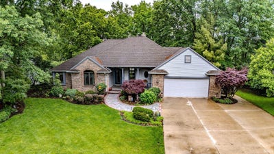 /international/us/70-mayflower-court-lafayette-in-110099826157/