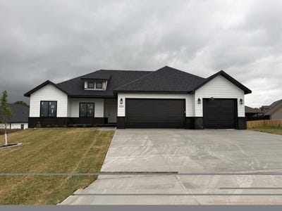 /international/us/230-hamilton-street-rogersville-mo-110108168229/