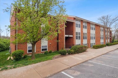/international/us/2014-greenglen-drive-st-louis-mn-110098669451/