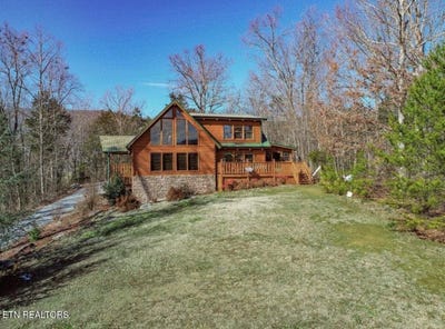 /international/us/1084-clearview-drive-newport-tn-110108221297/