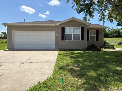 /international/us/810-trade-winds-drive-perryville-mo-110108449024/