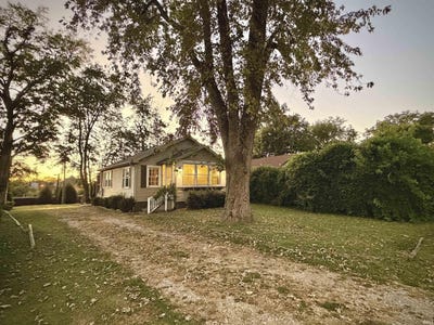 /international/us/1319-se-riverside-drive-evansville-in-110120485262/