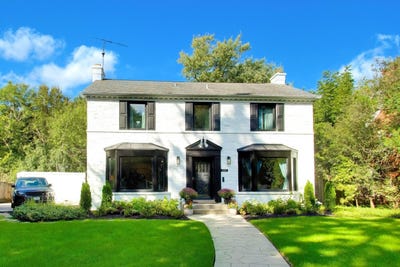 /international/us/901-locust-road-wilmette-il-110110327656/