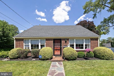 /international/us/957-mercer-drive-haddonfield-nj-110109039947/