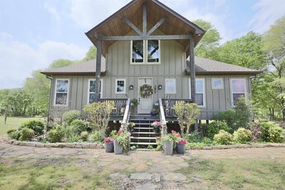 /international/us/352-rocky-river-road-glenwood-ar-110098239582/