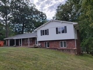 /international/us/501-woodland-ave-punxsutawney-area-school-district-pa-110106499375/