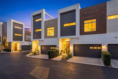 /international/us/234-cosmopolitan-court-sarasota-fl-110104413849/