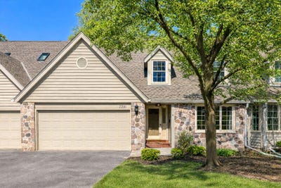 /international/us/738-elm-grove-rd-elm-grove-wi-110106329355/