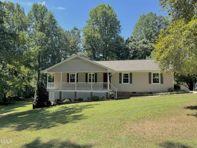 /international/us/1384-faulkner-town-road-henderson-nc-110119593546/