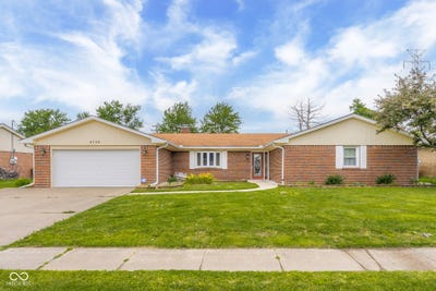 /international/us/4730-woodcrest-drive-columbus-in-110108817501/