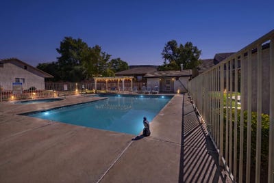 /international/us/10-n-valley-view-dr-st-george-ut-110119755316/