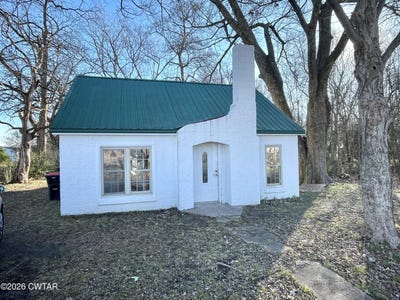 /international/us/1436-n-18th-avenue-humboldt-tn-110103649136/