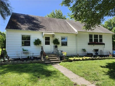 /international/us/702-w-hobson-street-princeton-mo-110100332360/