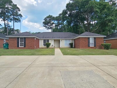 /international/us/1615-whisperwood-st-albany-ga-110108708793/