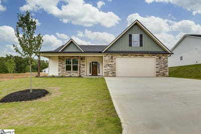 /international/us/114-walters-way-pickens-sc-110098343246/