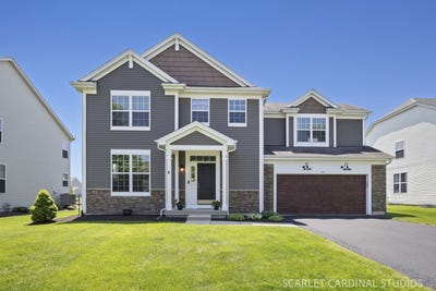 /international/us/147-linden-drive-oswego-il-110108166509/