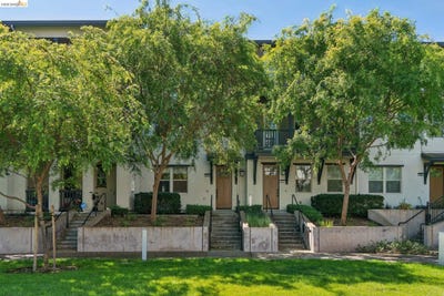 /international/us/489-diller-street-alameda-ca-110106718535/