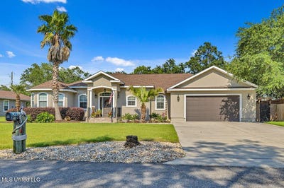 /international/us/205-s-lang-avenue-long-beach-ms-110101403788/?lang=id
