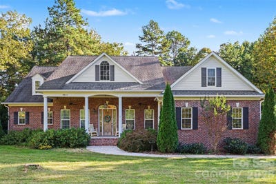 /international/us/8611-kerns-meadow-lane-huntersville-nc-110120555713/