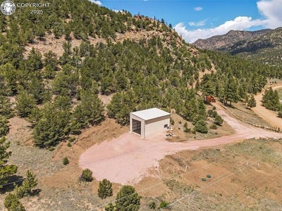 /international/us/13905-county-road-143-canon-city-co-110100620451/