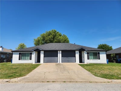 /international/us/9-holly-drive-bentonville-ar-110108749265/