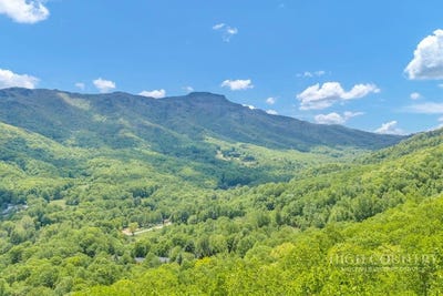 /international/us/000-28-acres-seven-devils-road-seven-devils-nc-110108141193/