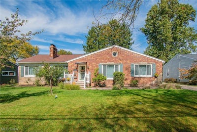/international/us/1151-garman-road-akron-oh-110120508230/