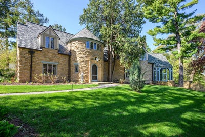 /international/us/3452-crestwood-drive-madison-wi-110108130769/
