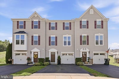 /international/us/1840-honeysuckle-court-downingtown-pa-110108392798/