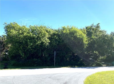 /international/us/782-vocelle-avenue-sebastian-fl-110108965853/