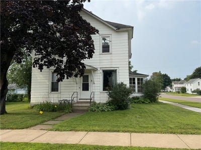 /international/us/2-s-rural-street-chippewa-falls-wi-110101405845/
