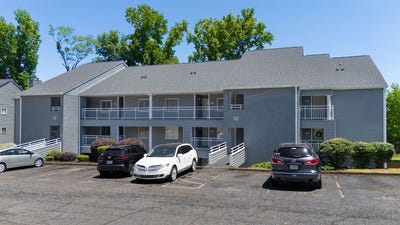 /international/us/203-northlake-drive-anderson-sc-110108099933/
