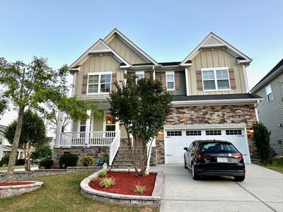 /international/us/2537-heathcote-lane-apex-nc-110106772582/