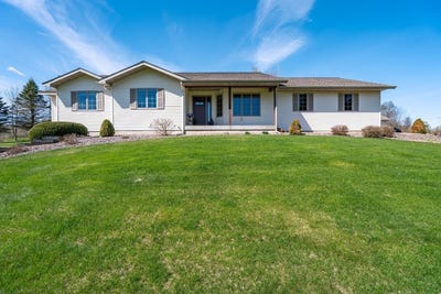 /international/us/e5008-county-road-bb-menomonie-wi-110107808911/